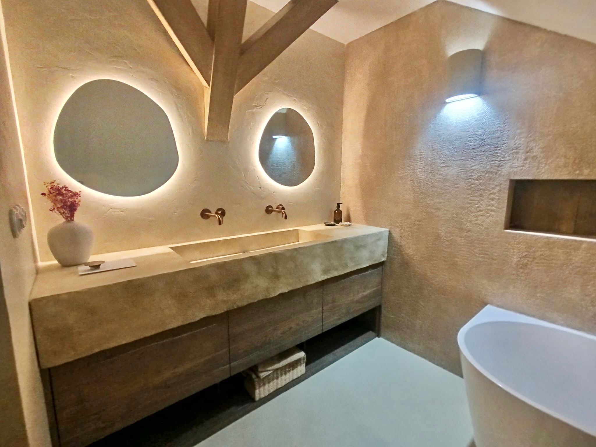 Koupelnový nábytek